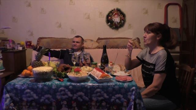 Этот новый добрый 2019 год Пусть в дом Вам счастье принесет! смотреть онлайн