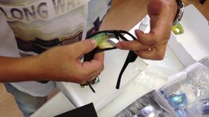 Как поменять линзы в очках Comandante