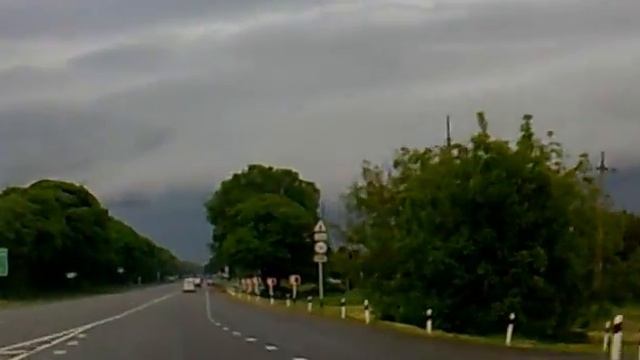 Дорога,тучи. Краснодар. смотреть онлайн