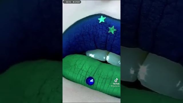 истории с макияжем губ ?✌️ смотреть онлайн