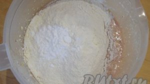 Кексы с малиновым вареньем
