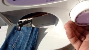 BROTHER  SEWING MACHINE MODEL XL2230  & PEDAL & ACCESSORIES  SEE  VEDIO