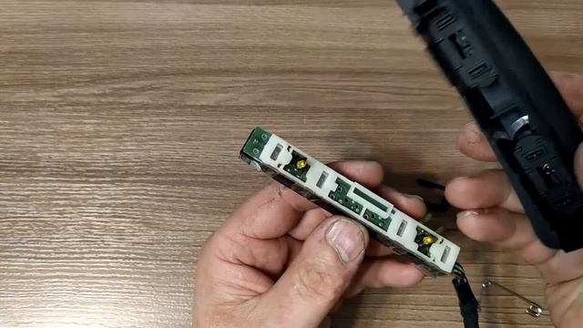 ремонт кнопок стеклоподъемников OPEL VECTRA B смотреть онлайн