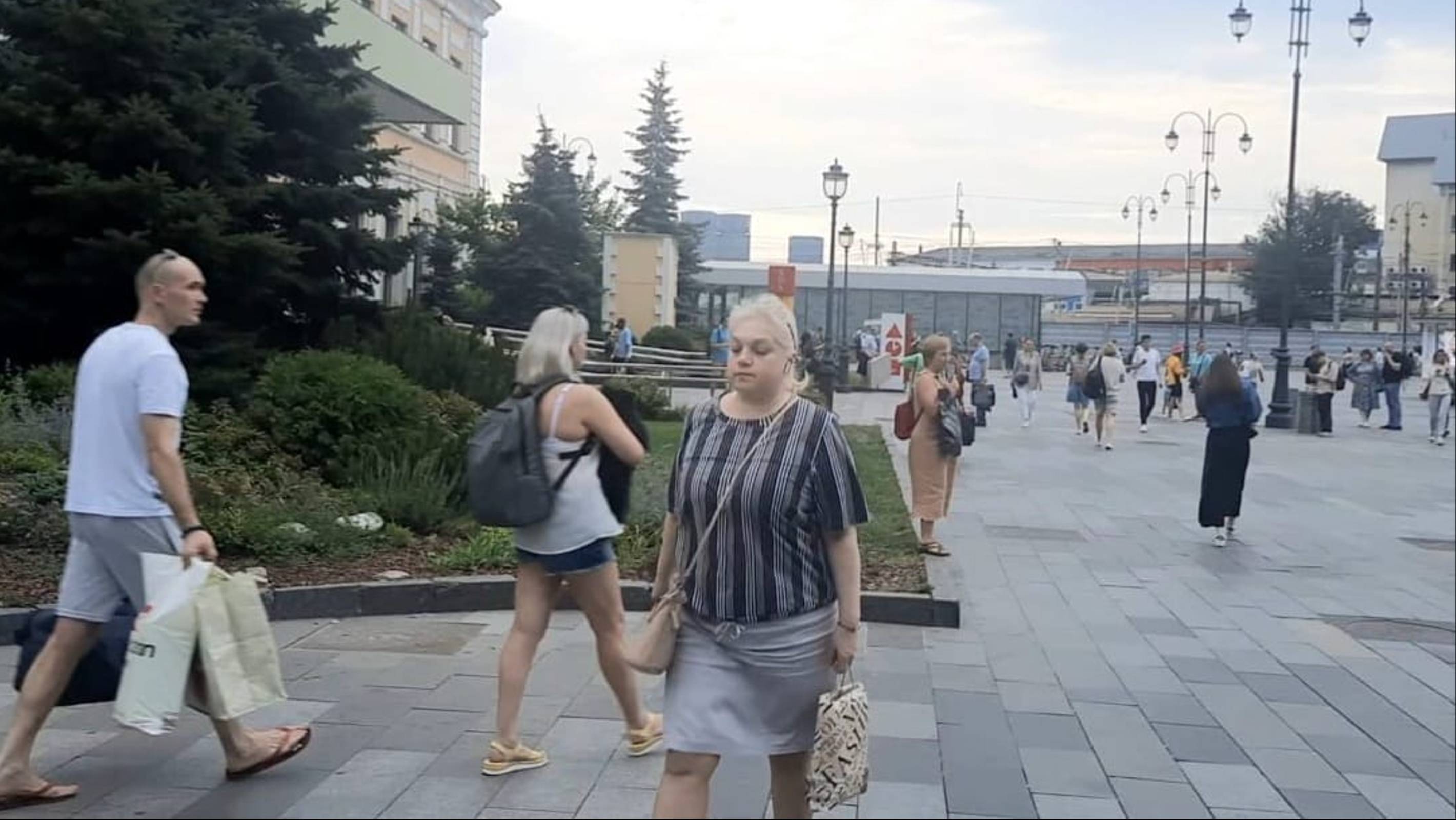 Первый этаж в главном здании Савёловского московского железнодорожного вокзала изнутри помещения
