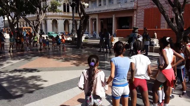 Educação Física em Paseo del Prado- Havana