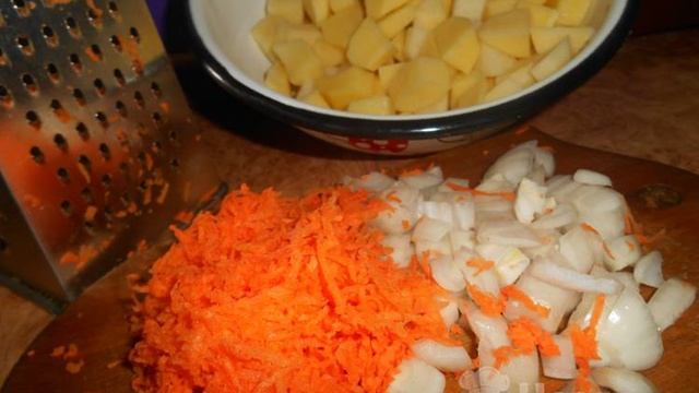 Украинский суп с галушками