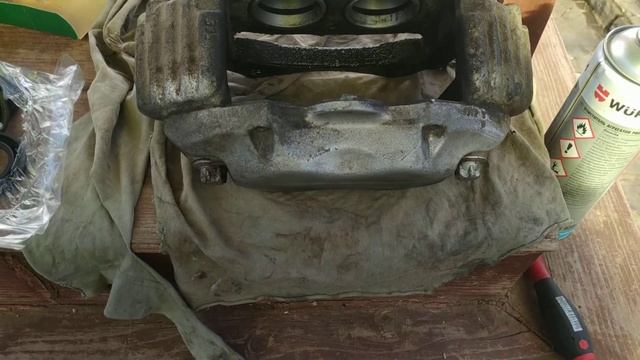 Ремонт тормозного суппорта Mercedes-benz W221 смотреть онлайн