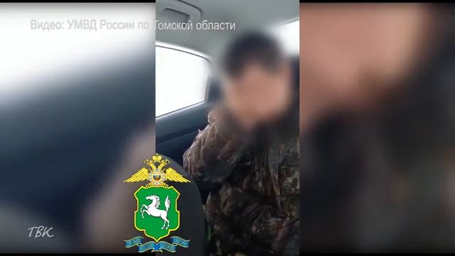 В селе Новосёлово сотрудники полиции задержали пьяного водителя на снегоходе смотреть онлайн