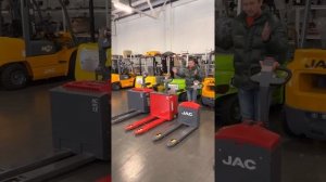 Малая Складская техника JAC. Электророхли и перевозчики паллет