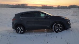 Kia Sportage "в снегах" - диагональное вывешивание