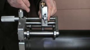 Устройство для снятия оксидного слоя на ПЭ трубах d 63-250 мм