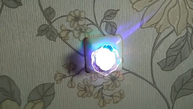 Светильник-ночник Uniel TDL-302 смотреть онлайн