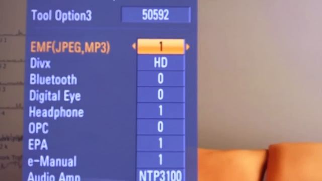 LG TVs USB Connectivity and DivX HD Playback смотреть онлайн