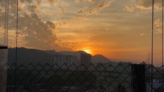 second hand laptop market in Guwahati ? MacBook Pro, windows laptop available ?|BJK vlogs смотреть онлайн