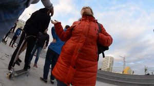 Драка в скейт -парке. Жесткая драка. Парень красавчик. Проучил быдло