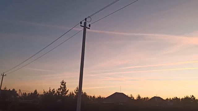 Полосы облаков в небе смотреть онлайн