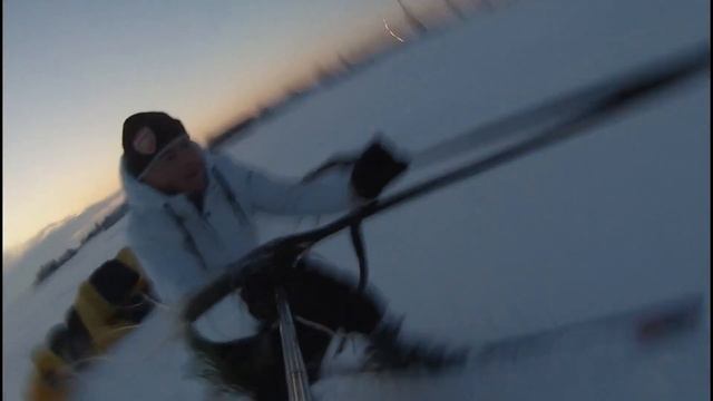 Парашют за снегоходом 14.01.2016 смотреть онлайн