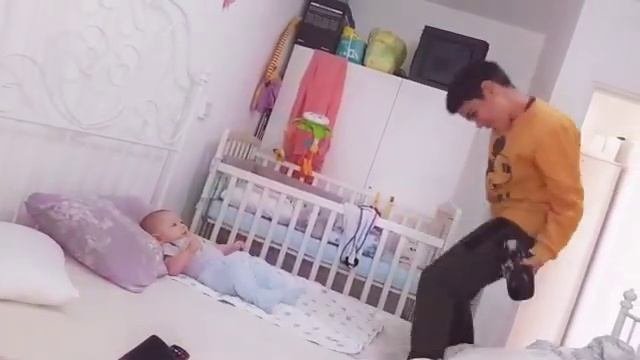 Детские танцы?