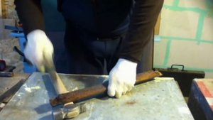 Как приманить пчЁл к вашей ловушке. Простейший способ приманки.