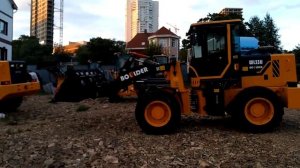 Китайский фронтальный погрузчик Boulder WL33H (Болдер)