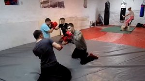 Бокс на коленях (взрослые)