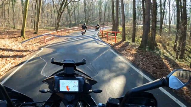 Ktm 390 Adv - Honda NX650 Domi i BMW GS1150 смотреть онлайн