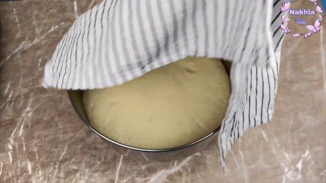 Je ne pourrais m’empêcher de faire ces pains farcis,super moelleux 😋😋😋 اخف فطائر محشية #فطاير смотреть онлайн