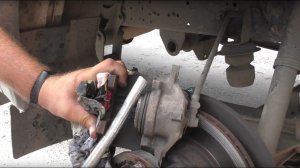 Газель бизнес - дефектовка и замена передних тормозных колодок. Пробег 66154 км.