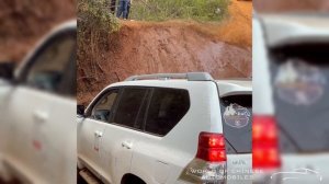 Toyota Prado Бег по бездорожью легко преодолевает скользкие дороги.#танк400 #танк300