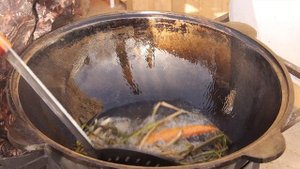 Вепрево колено в казане на костре по рецепту Кулинар Кавказа