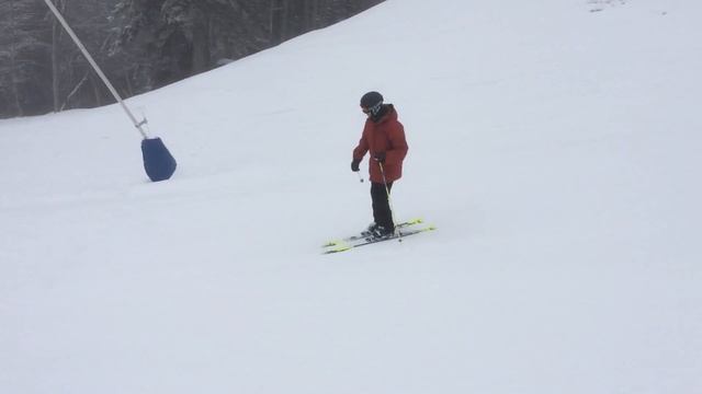 Учусь, пятый раз на лыжах смотреть онлайн