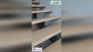 Русская лестница. Монтаж метало-каркасной лестницы, ступени дуб (2 часть).