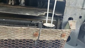 Замена пробки радиатора кондиционера на Skoda Octavia A5 1.6