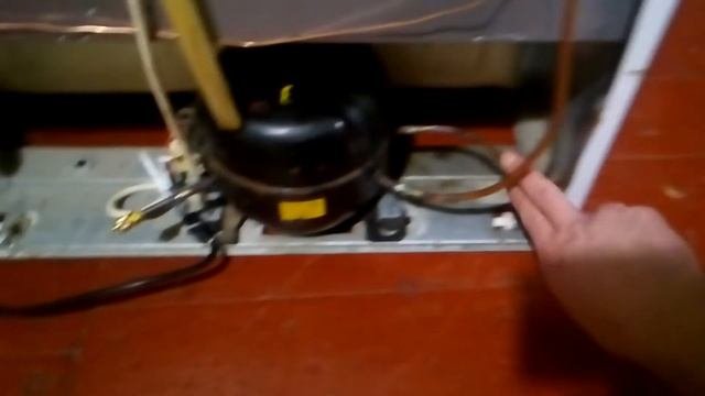 Как работает холодильник.
