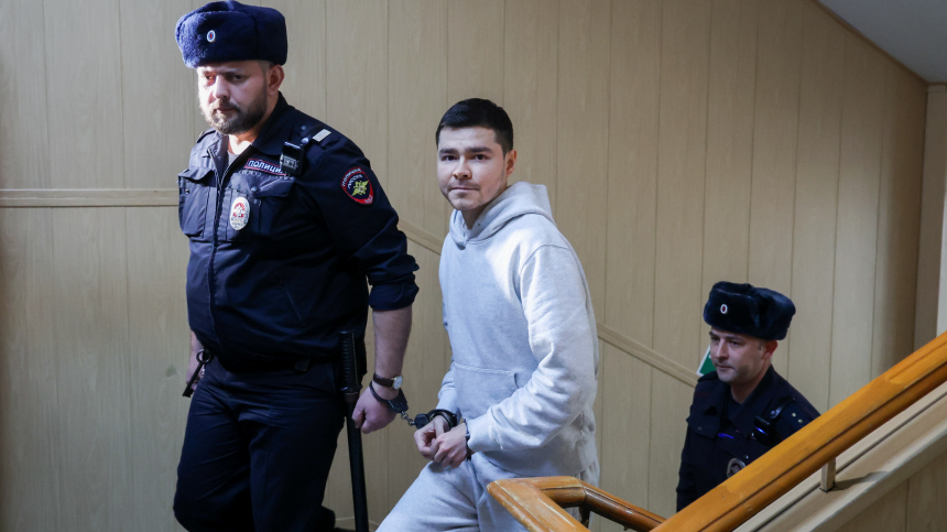 По пути Блиновской: как блогер Шабутдинов заработал миллионы на своих бизнес-тренингах