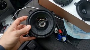 Pride Onyx 5" v.2 монтаж штатными проставками Приора