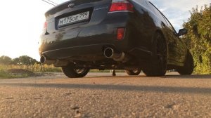 Subaru Legacy 2.0R Sti Genom Выхлоп на овощебазе