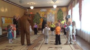 Танец с погремушками в исполнении детей гр.№6 МБДОУ "ЦРР - д/с "Сказка"
