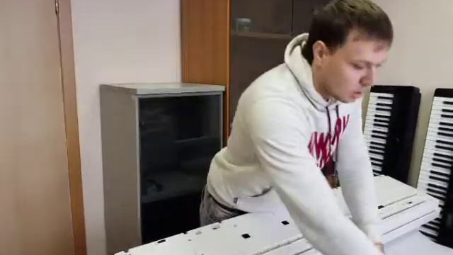 Ремонт цифрового пианино CASIO PX350W.
