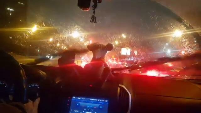 Веерные форсунки омывателя на Isuzu D-Max смотреть онлайн