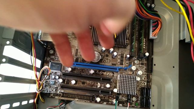 Не стартует комп. Странный случай, но причину я нашел... смотреть онлайн