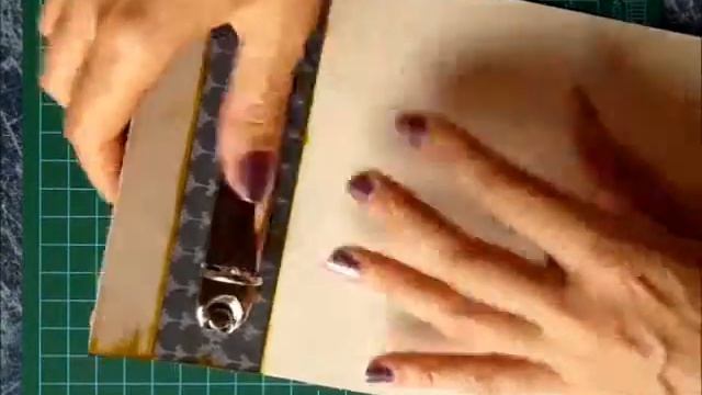 МК скрапбукинг блокнот для рецептов.Второй этап сборка внутренней части обложки смотреть онлайн