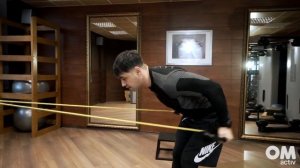 Упражнения на все группы мышц с резинкой эспандером