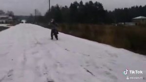 Дрифт зимой чуть не улетел в кювет!!!