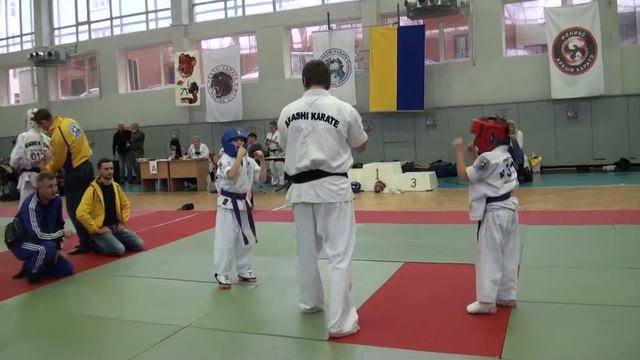 Самый неудачный бой Димки,за его короткую карьеру смотреть онлайн