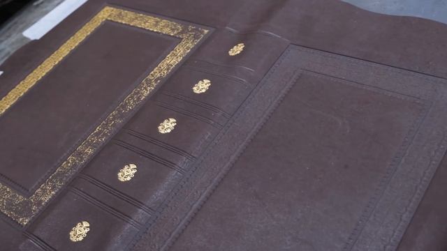 Большая реставрация книги "Апостол" изданной в лето 7129 года от сотворения мира (книге 400 лет!). смотреть онлайн