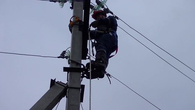 Подъём на жб опору ВЛ 6 10 кВ с однолучевым стропом с аммортизатором ПроВиТекс смотреть онлайн