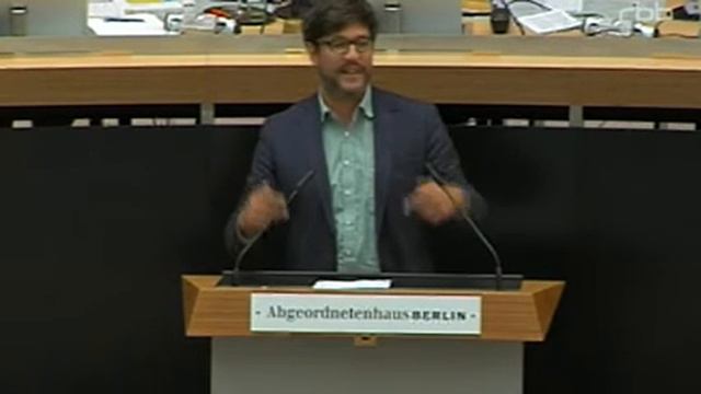 67. Sitzung des Berliner Abgeordnetenhauses - Vorratsdatenspeicherung - D. Behrendt (B90/Die Grünen смотреть онлайн