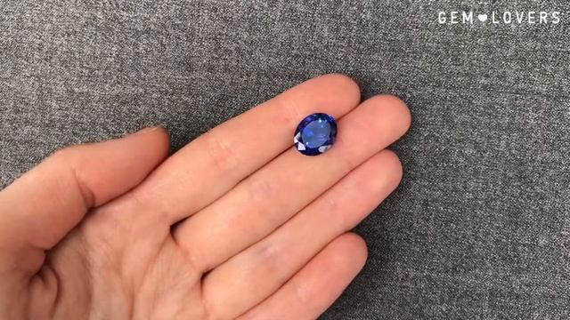 Синий танзанит овал  6.73 карат