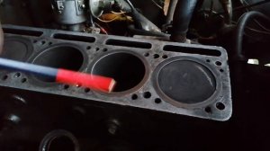УАЗ. Блок целиндра. Нарезал резьбу под шпильки М14×2 и все красиво. Всё подошло.